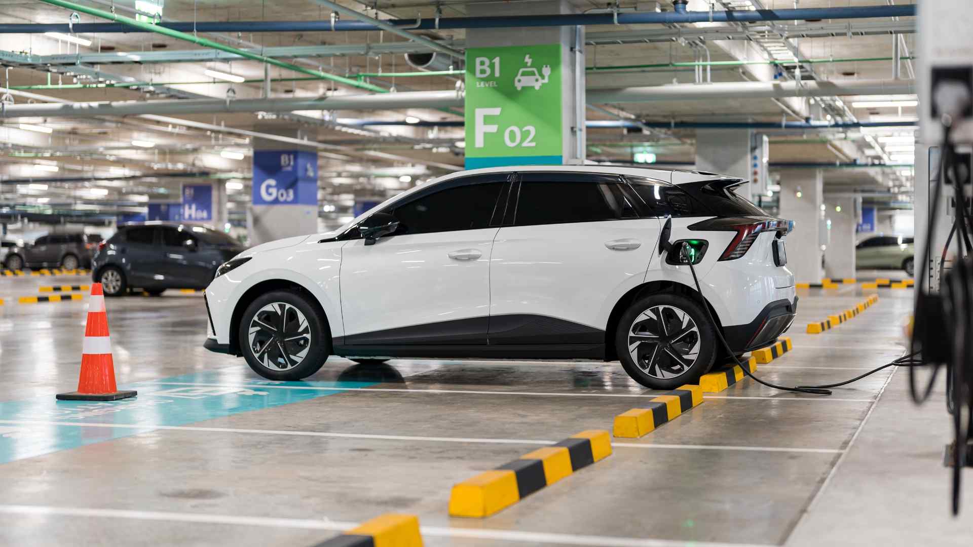 EV Charging Margins: Transparency, Market Forces, and the End of Opaque Pricing